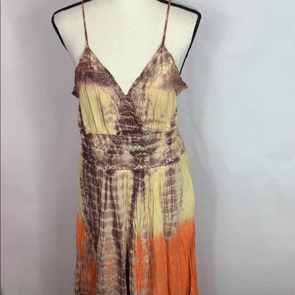 ❤️HP❤️Bila Boho tie dyed dress,crochet lace